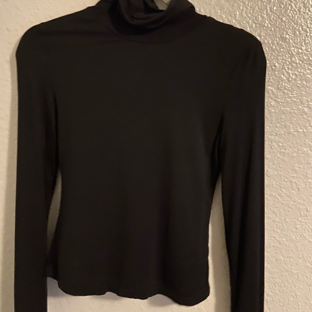 Long sleeve turtleneck